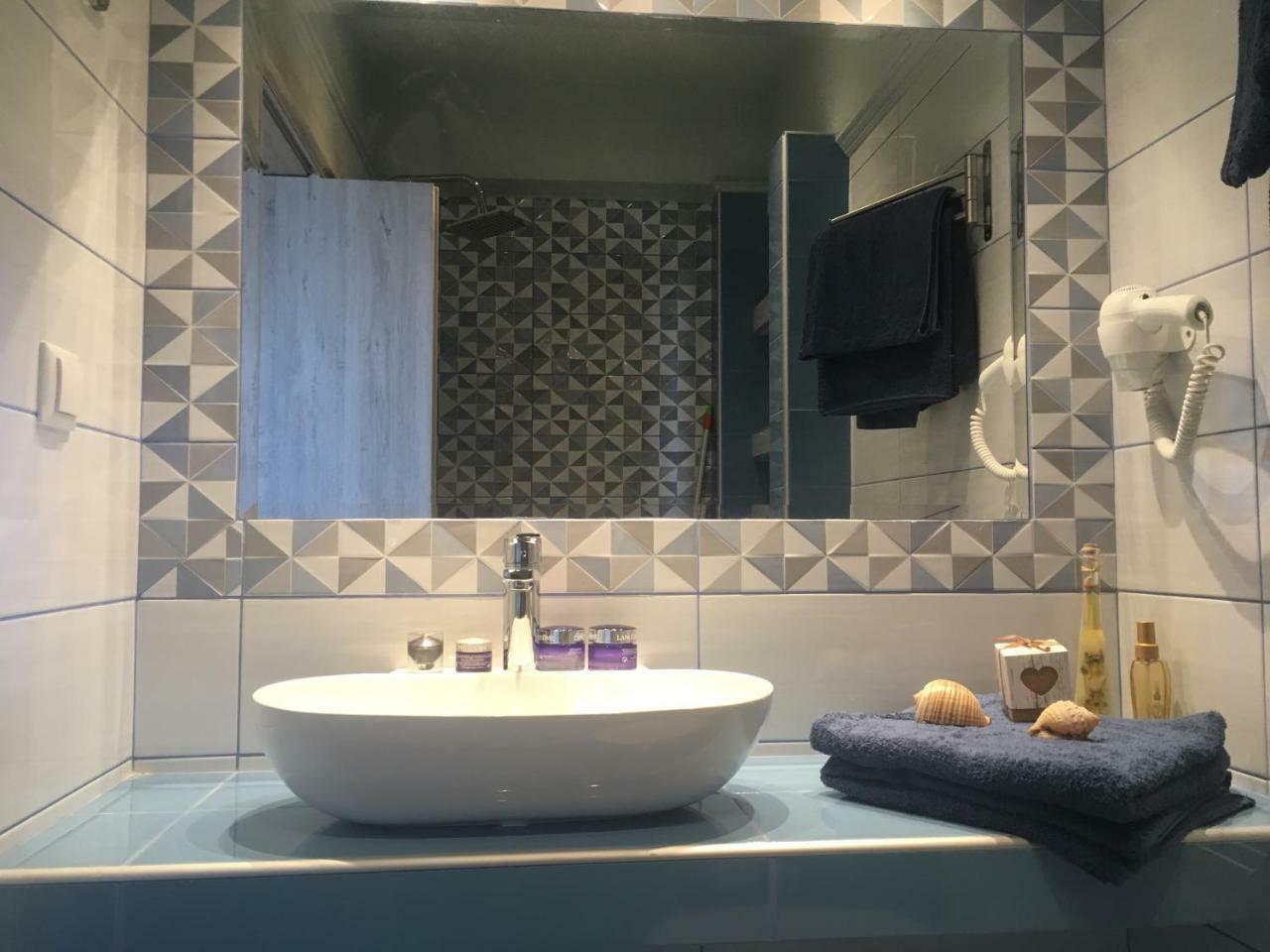 Park Apartment Paralia Dionisiou Zewnętrze zdjęcie